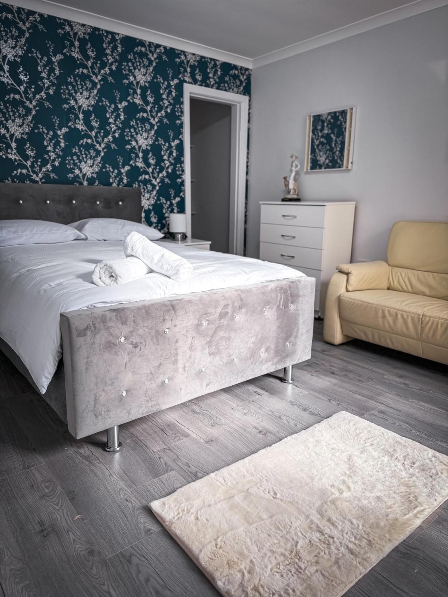 Blue Moon Apartment Бирмингам Екстериор снимка