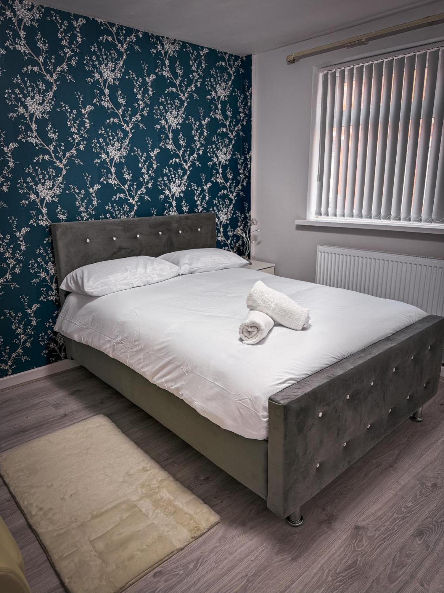 Blue Moon Apartment Бирмингам Екстериор снимка