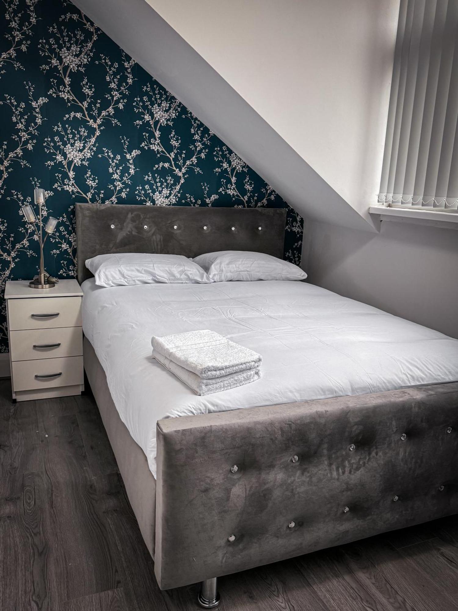 Blue Moon Apartment Бирмингам Екстериор снимка