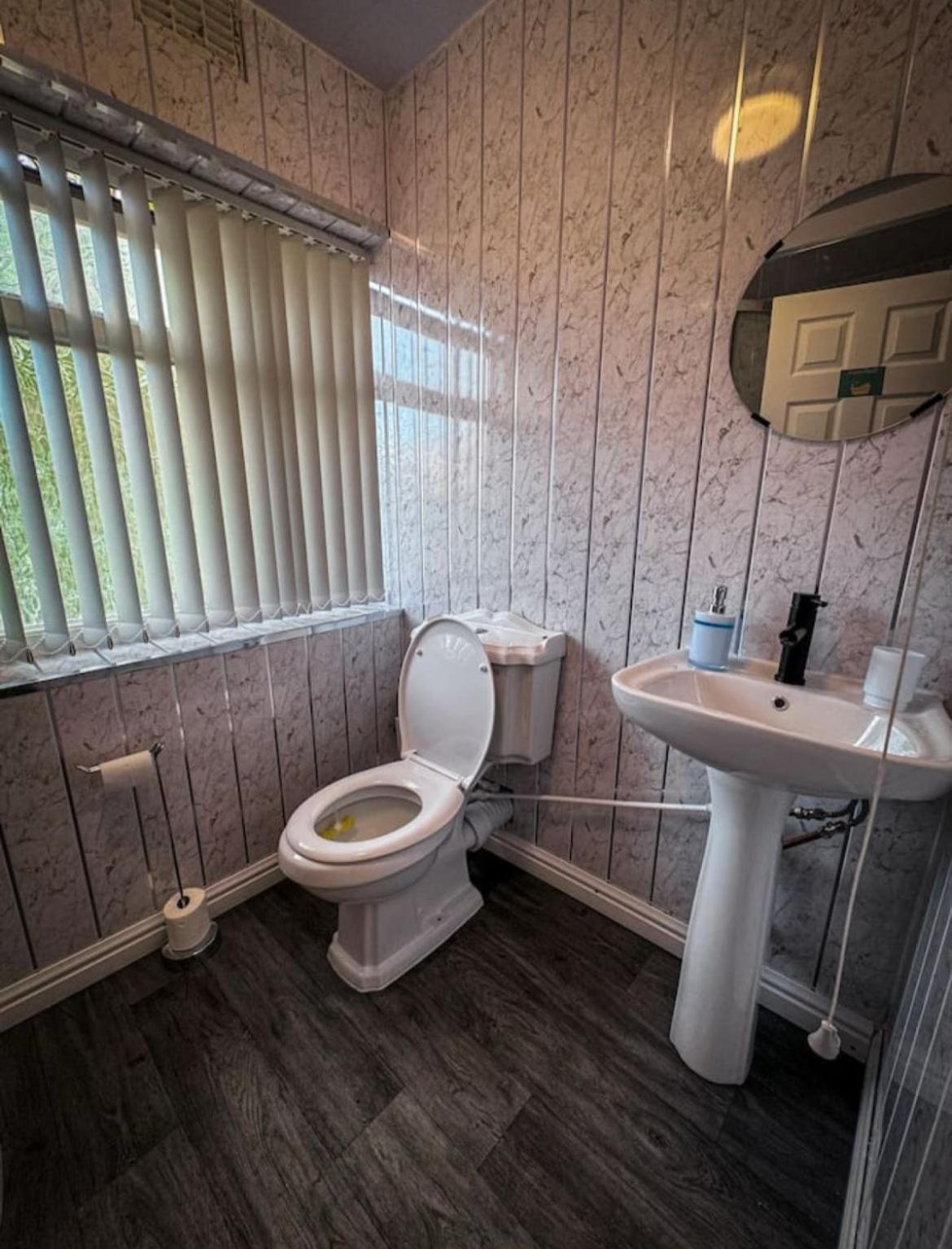 Blue Moon Apartment Бирмингам Екстериор снимка